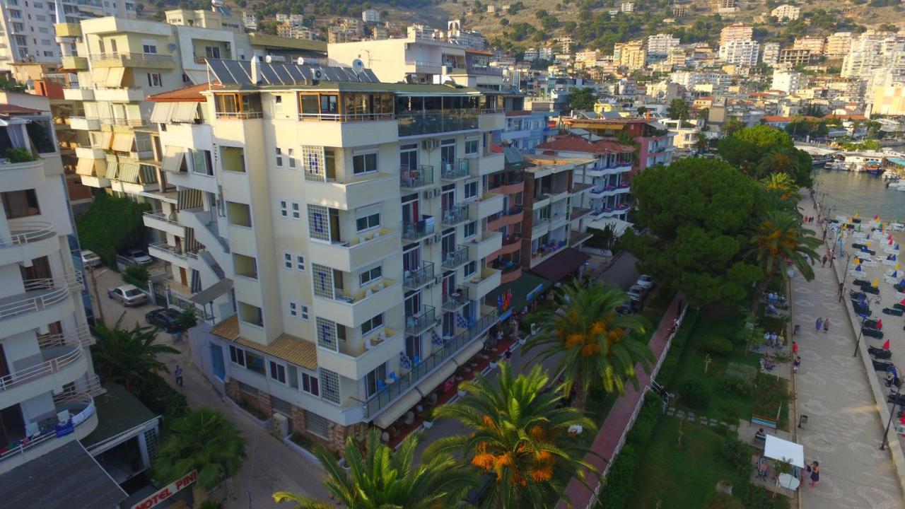 Republika Hotel Sarandë Exterior foto