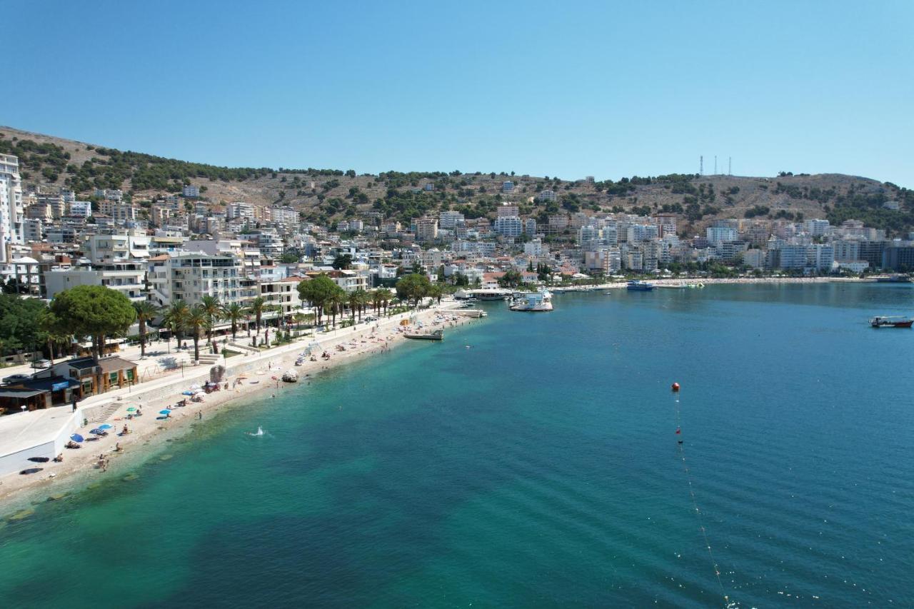 Republika Hotel Sarandë Exterior foto